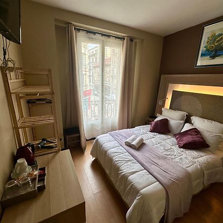 Hotel Victor Hugo Clamart Esterno foto