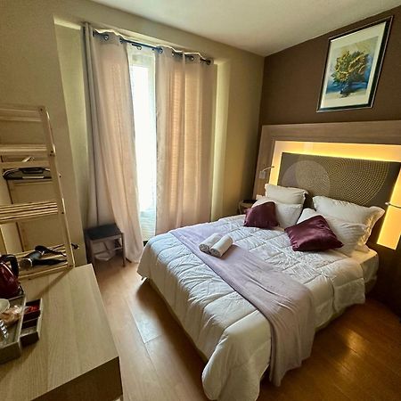 Hotel Victor Hugo Clamart Esterno foto