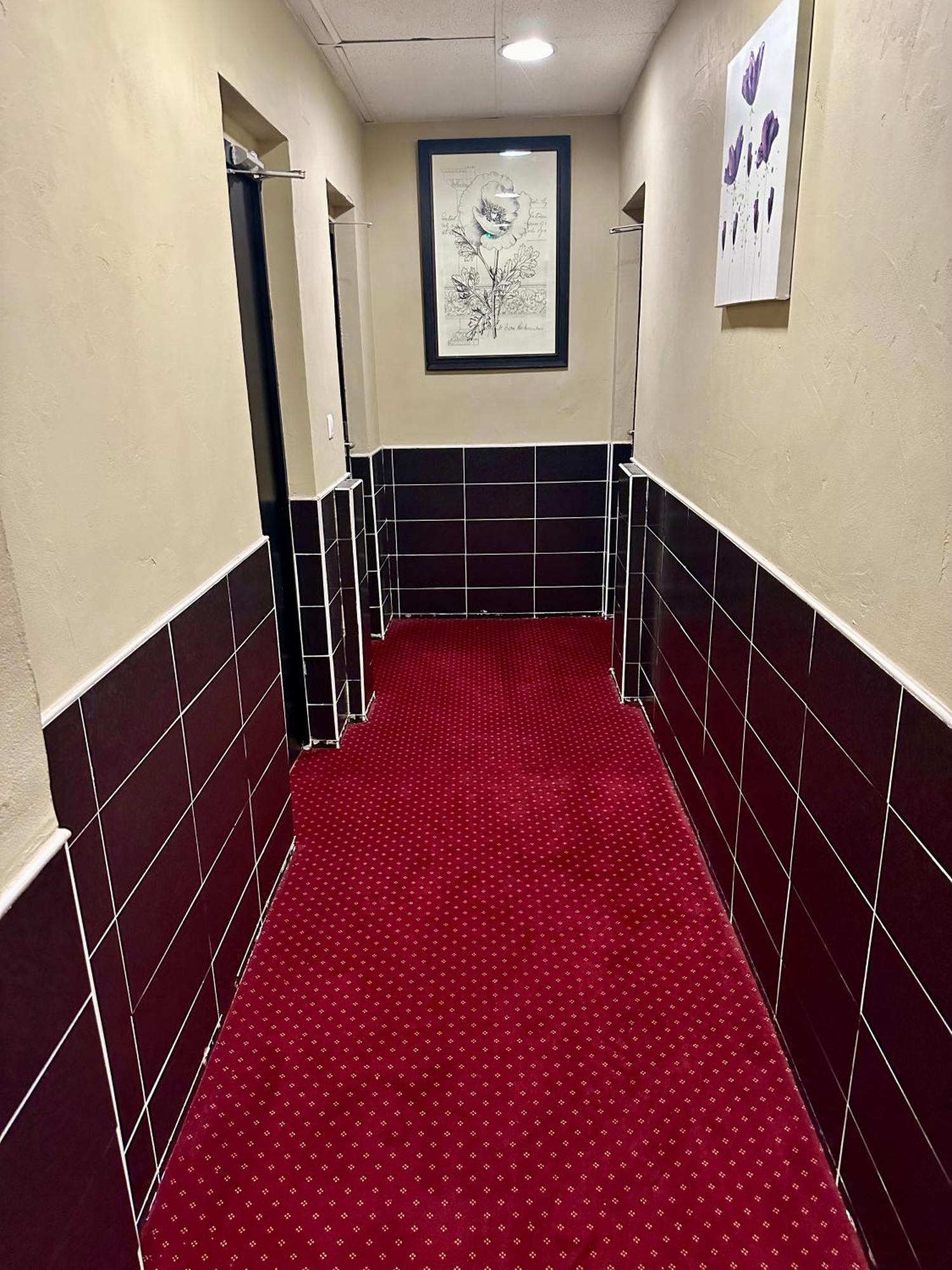 Hotel Victor Hugo Clamart Esterno foto